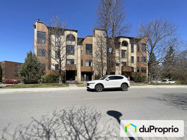 189 avenue de Navarre, St-Lambert for sale