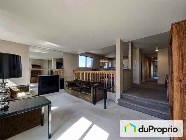 Condo - 189 avenue de Navarre, St-Lambert for sale