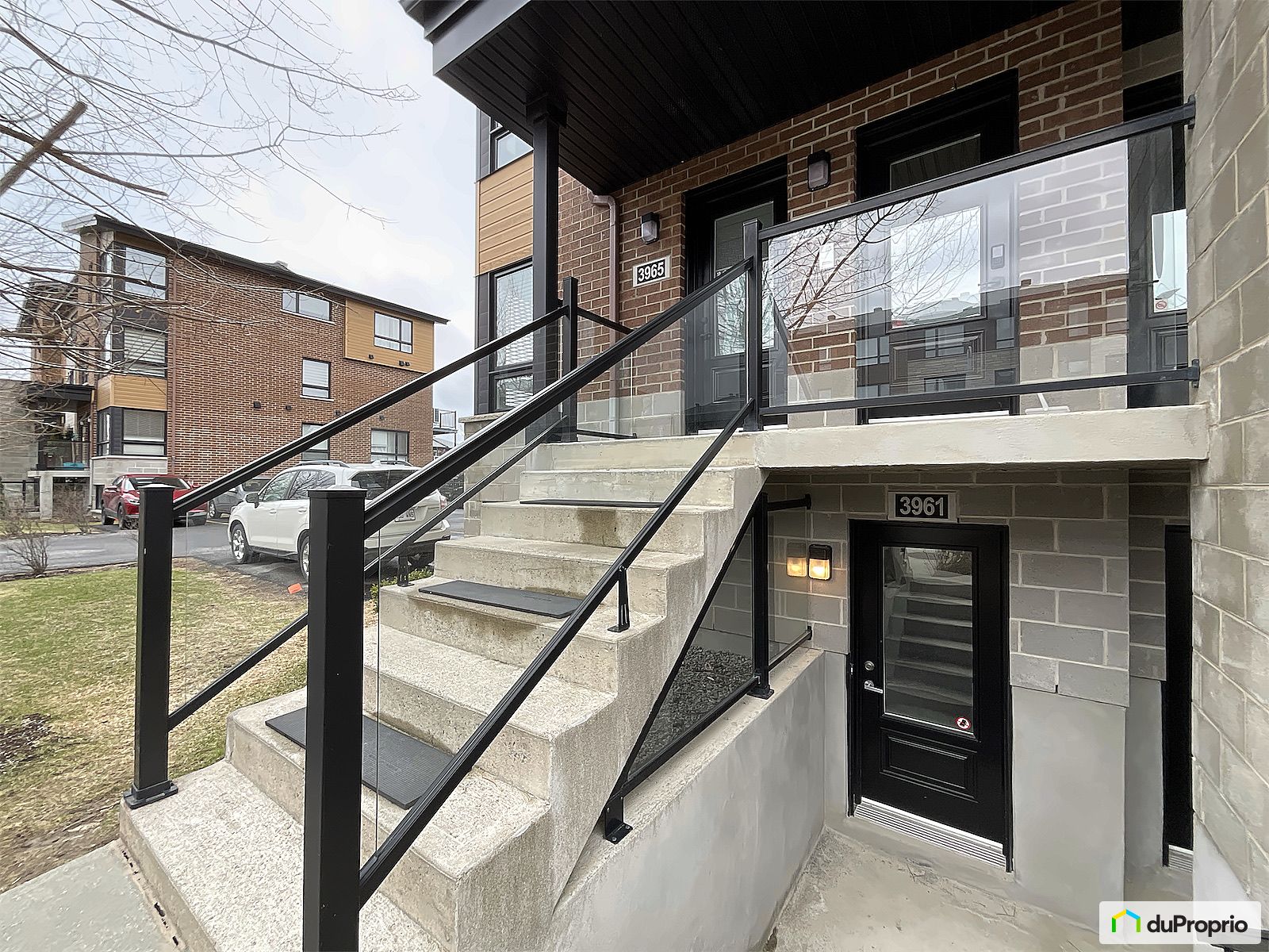 3961 Rue Bernard Hubert — photo 3