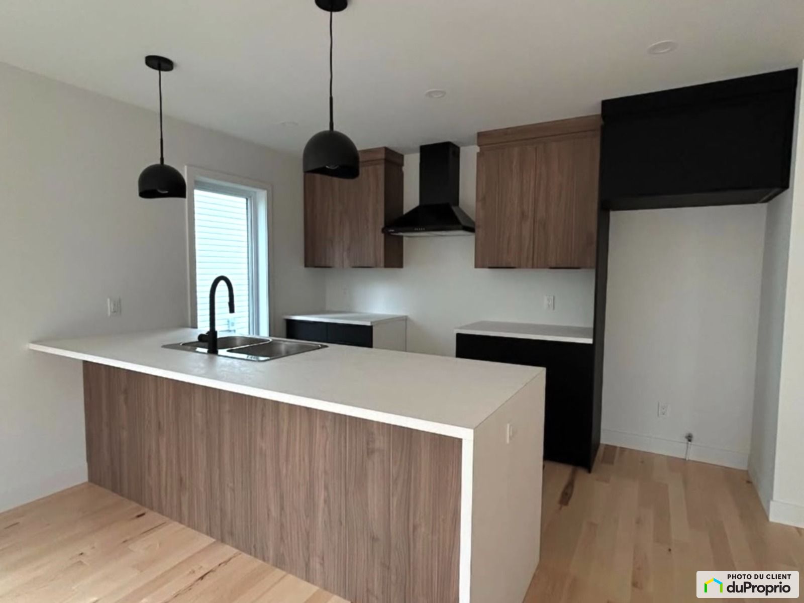 138 Richardson — photo 3