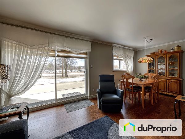 102-2077, boulevard René-Lévesque, Jonquière (Arvida) à vendre