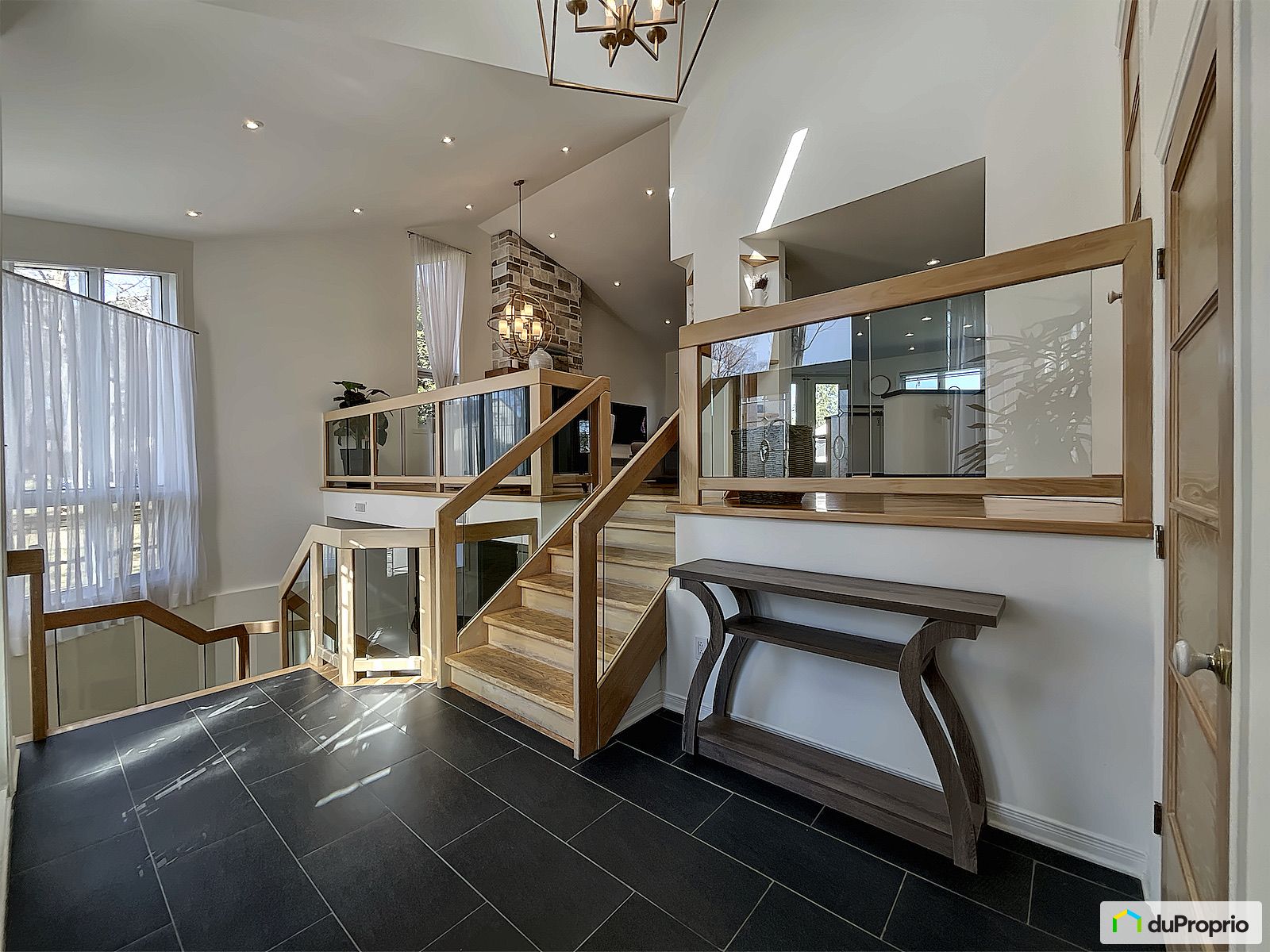 1047 Rue De La Pinede — photo 3