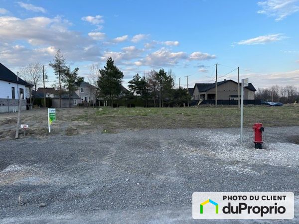 7232 rue Jean-Claude Langlois, Boisbriand for sale