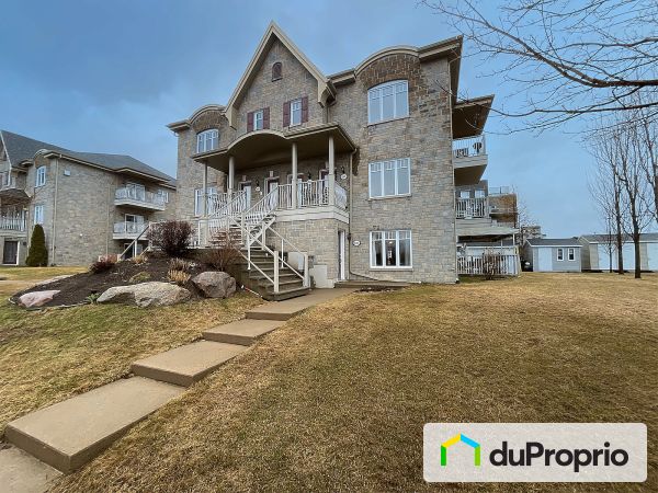 8360, rue de Buffalo, Lebourgneuf à vendre