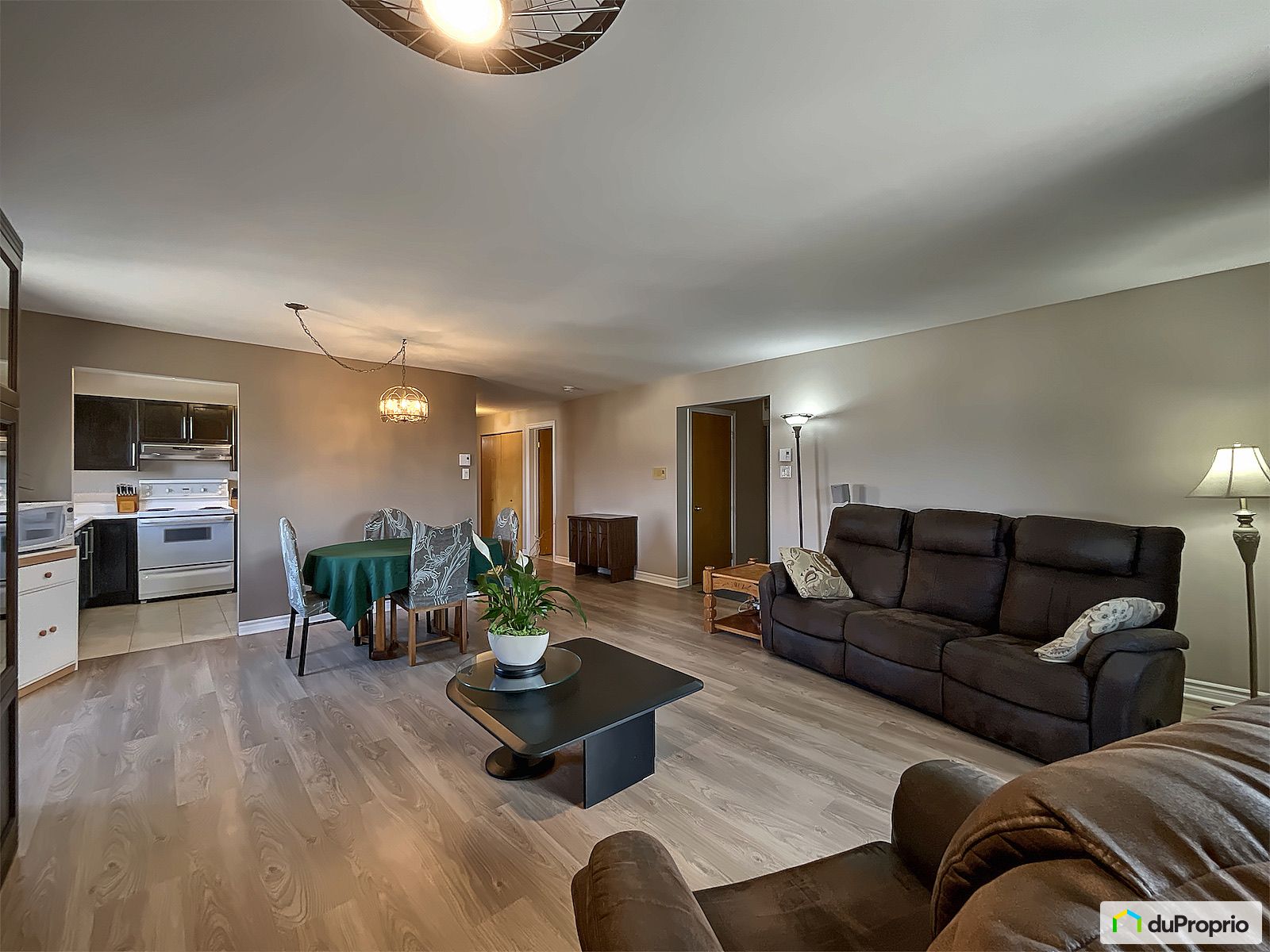 301 8950 Rue Robitaille — photo 1