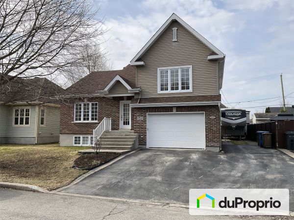 2470-2472, rue de Limoges, Mascouche à vendre