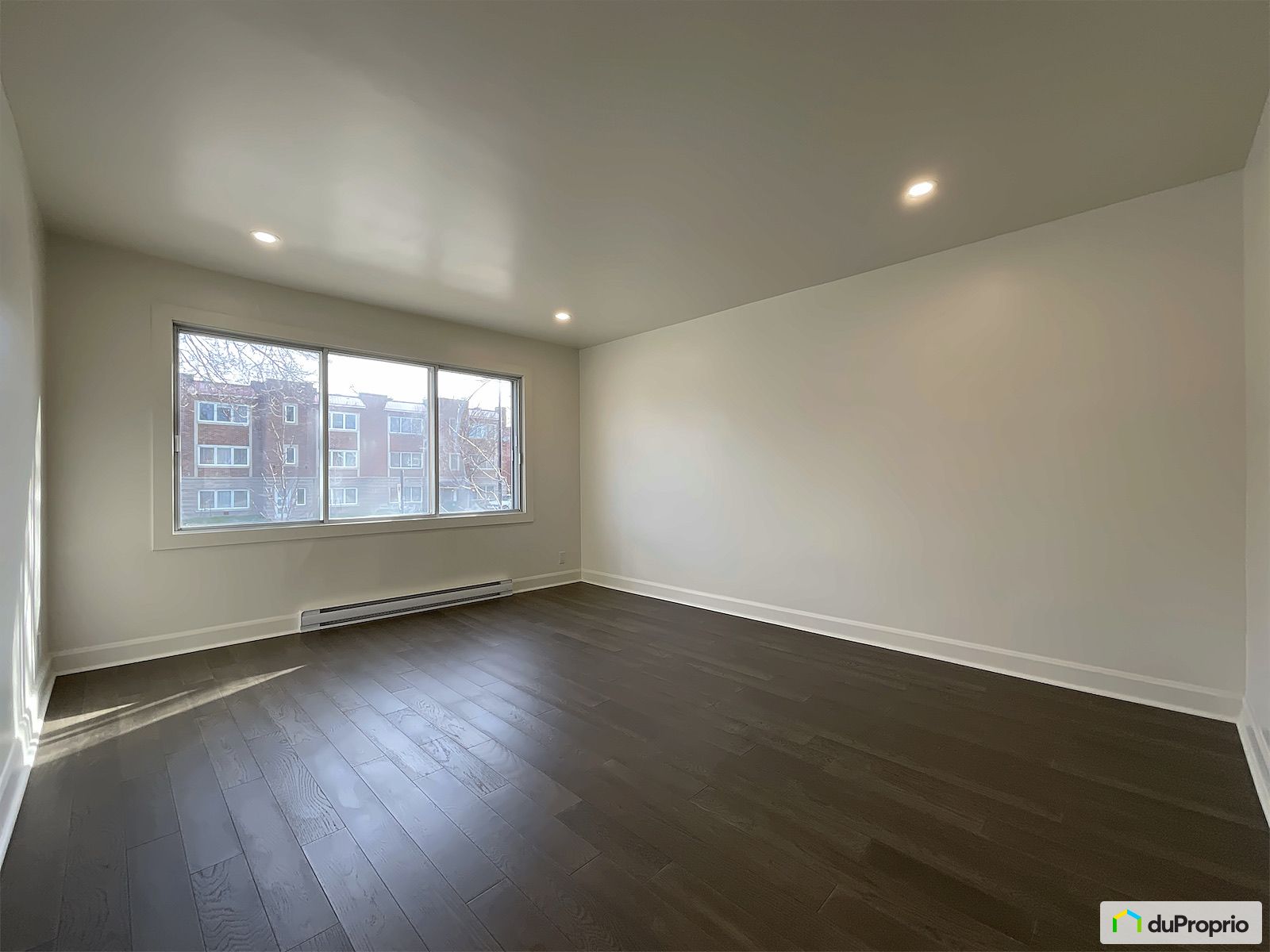 7470 7474 Pie Ix Boulevard — photo 2