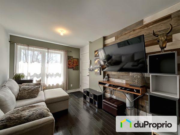 201-5361 avenue Jeanne-d'arc, Rosemont / La Petite Patrie for sale