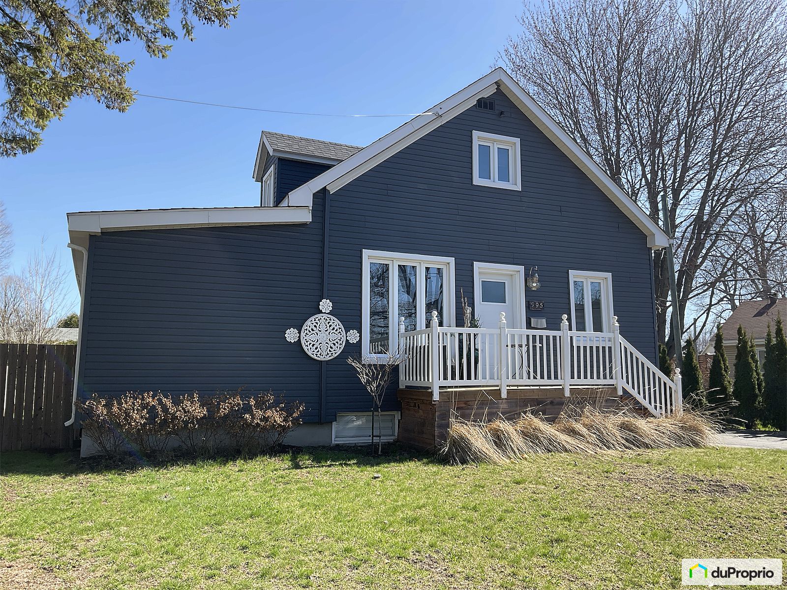 295 Rue Gaston — photo 1