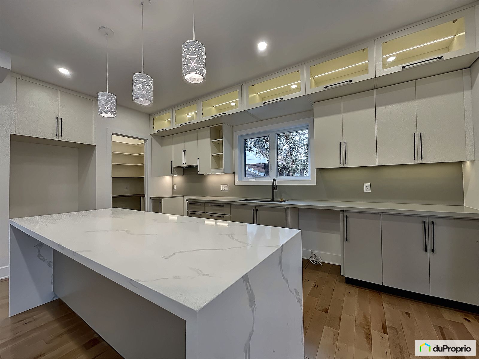 46 Avenue Broadview — photo 2