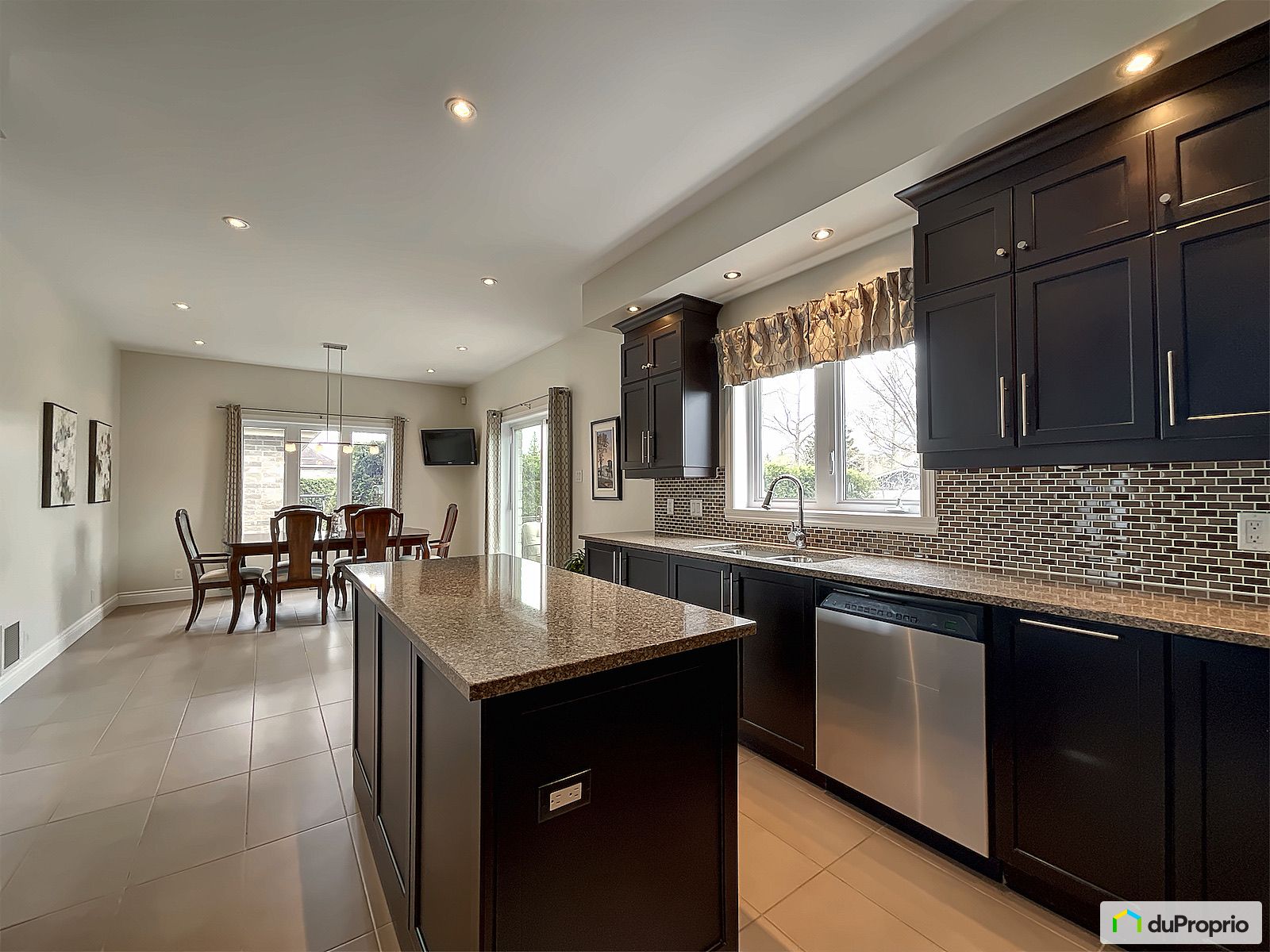 3730 Rue La Durantaye — photo 2