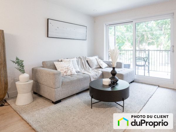 A8-9967, boulevard Saint-Laurent, Ahuntsic / Cartierville à vendre