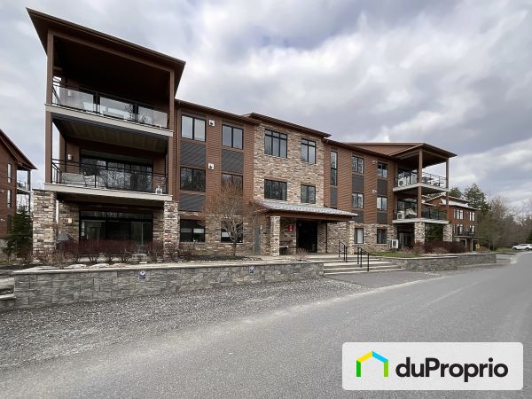 103-85, avenue de l'Hôtel-de-Ville, Bromont à vendre