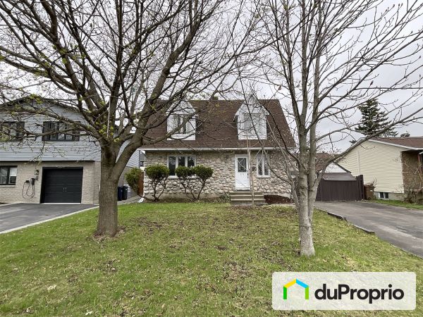 515 rue Drapeau, Ste-Rose for sale