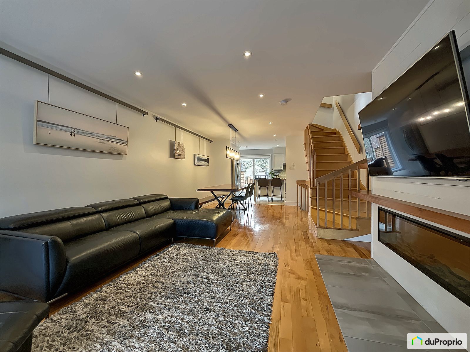 4588 Av Charlemagne — photo 1