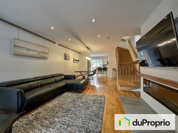 Salon / Salle à manger - 4588, av Charlemagne, Rosemont / La Petite Patrie à vendre