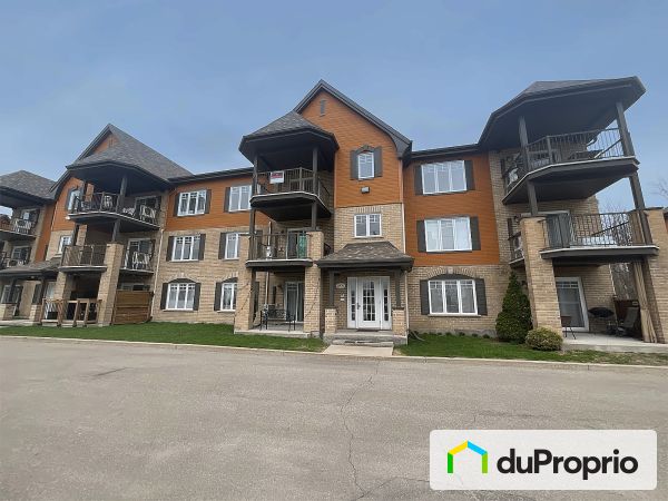 301-1009, av Saint-Charles, Vaudreuil-Sur-Le-Lac à vendre