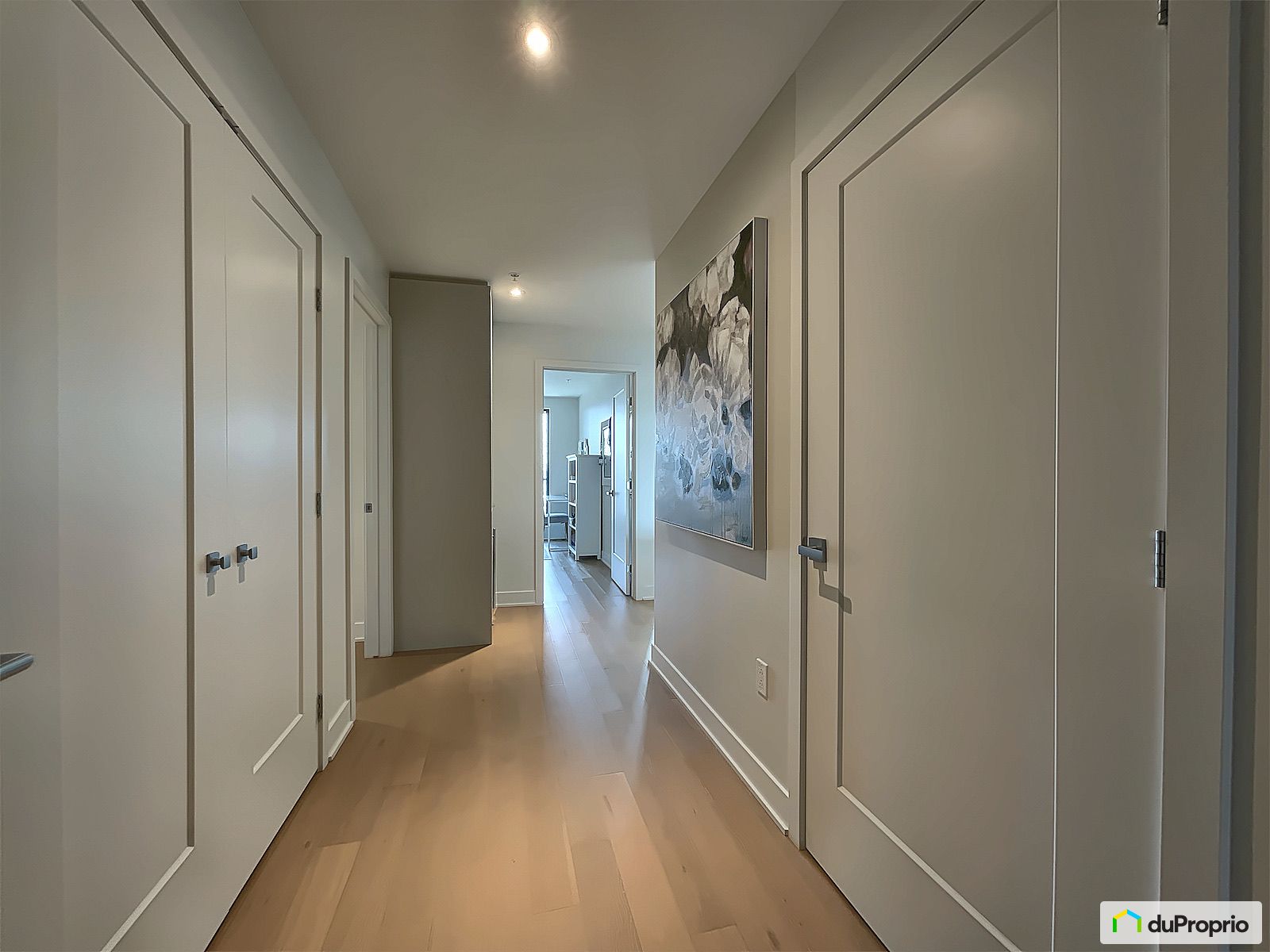 301 399 Rue De La Rotonde — photo 3