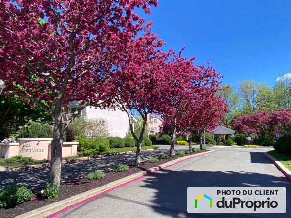 Rond-point - 1585, rue Adoncour, Longueuil (Vieux-Longueuil) à vendre
