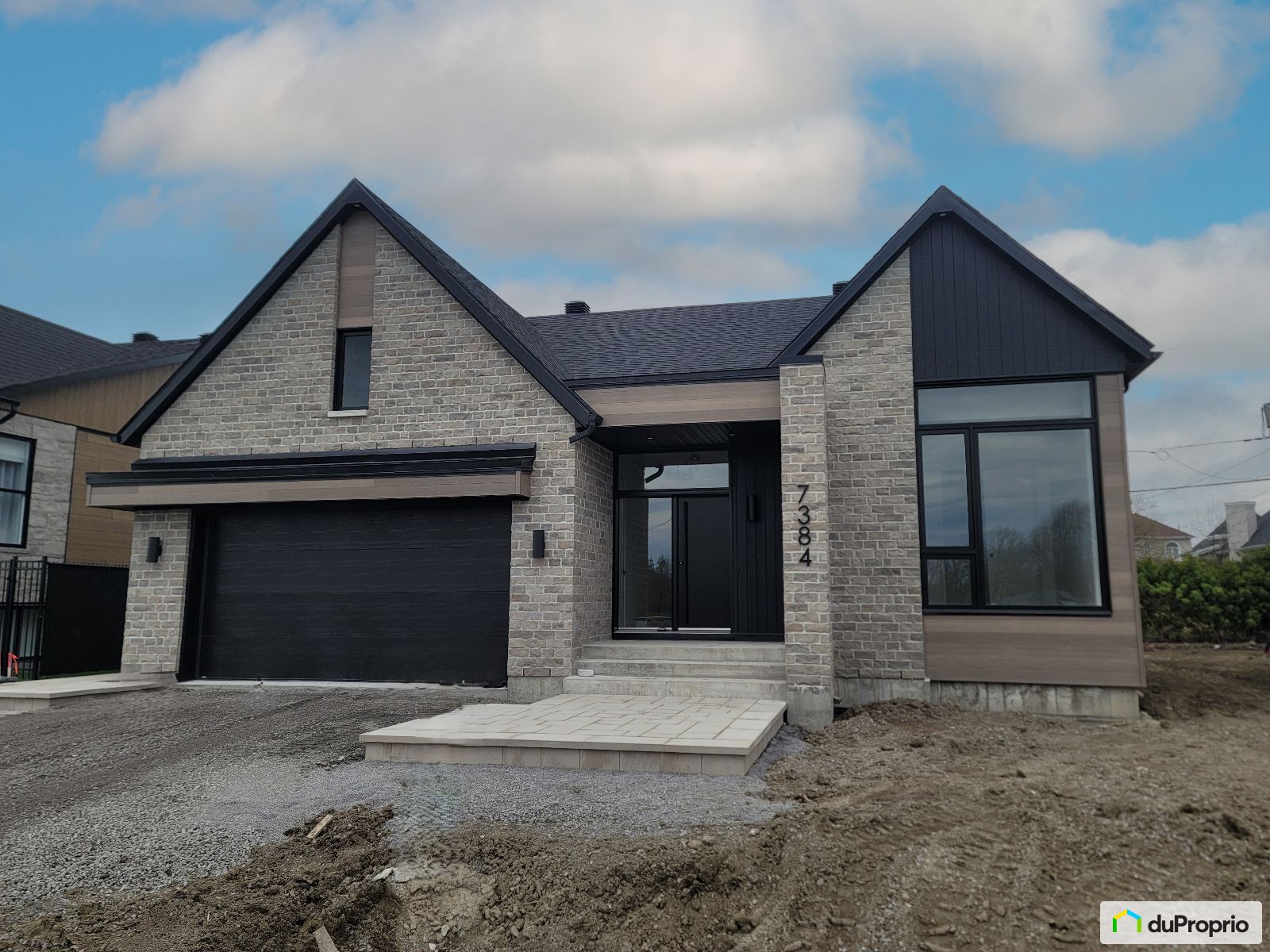 7384 Rue Merilda Dion — photo 1