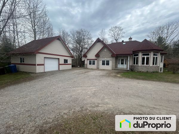 934 montée Saint-Amour, Cantley for sale