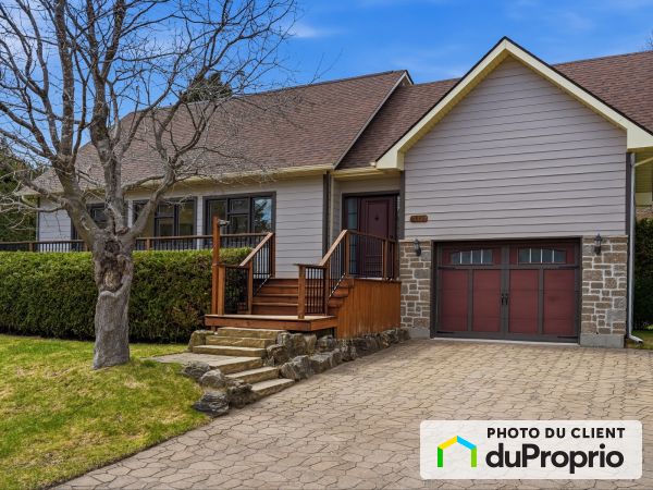 445, rue du Baron, St-Sauveur à vendre