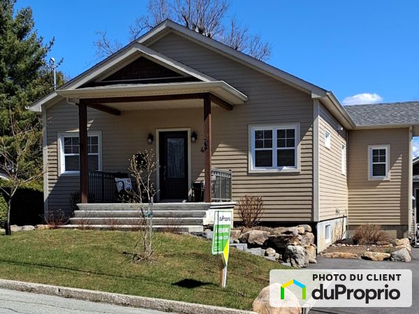 480 rue Victoria, Magog for sale