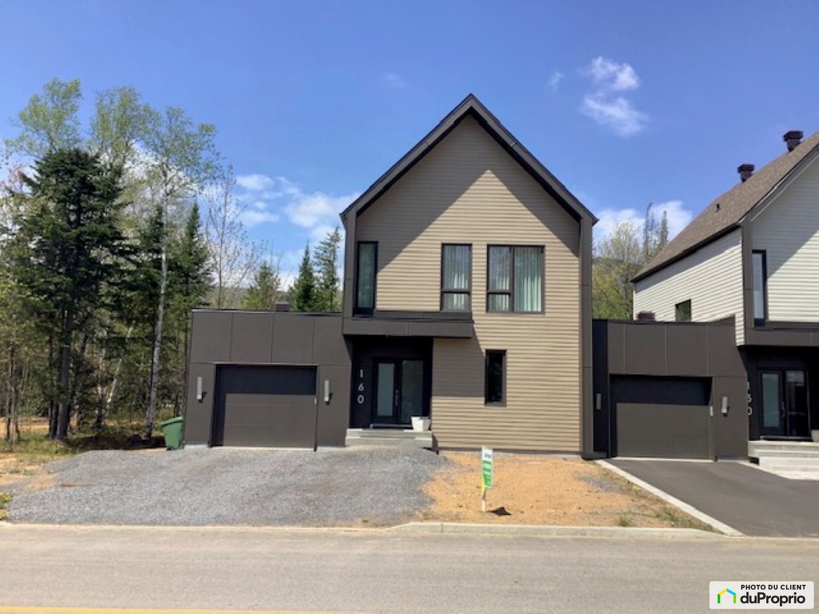 160 Boulevard Belanger — photo 1