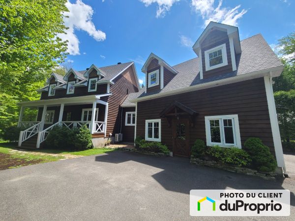 32, chemin des Montagnes, Ste-Anne-Des-Lacs à vendre