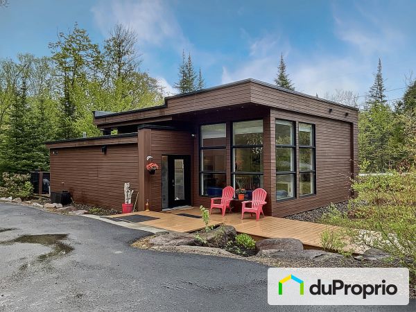 4109 rue de la Paroi, Ste-Adèle for sale