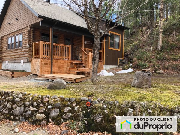 661 chemin de l'Aqueduc, Ste-Thecle for sale