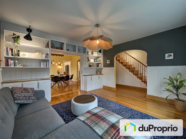 Apartment Living Room - 313 rue de London, Sherbrooke (Jacques-Cartier) for sale