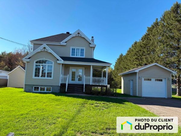 110 rue des Gouverneurs, St-Étienne-Des-Gres for sale