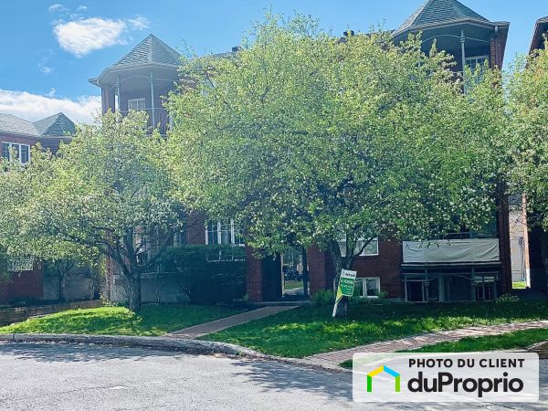 202-145 rue Parent, Longueuil (Greenfield Park) for sale