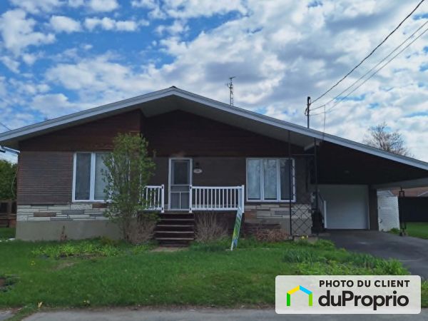 230, rue Saint-Luc, ND-Du-Bon-Conseil à vendre