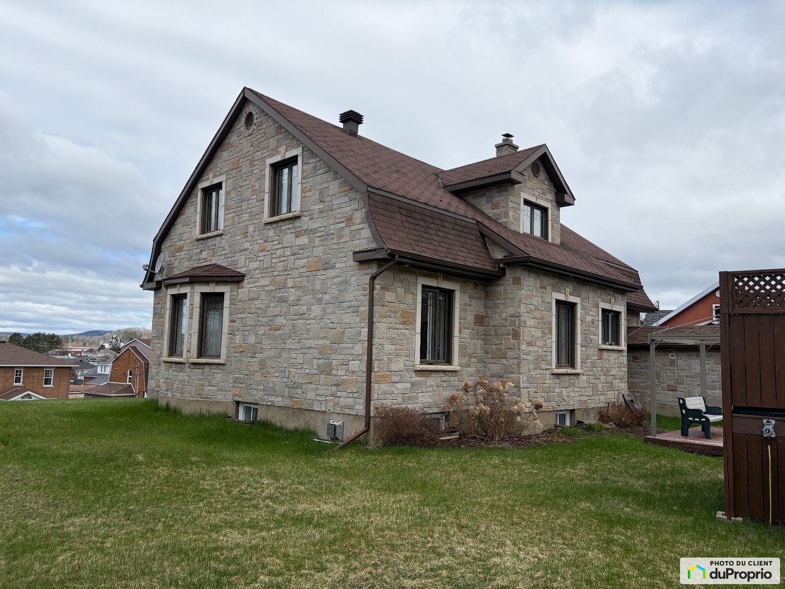 550 Rue Du Coteau — photo 2