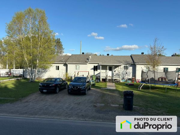 266-268-270, rue Mclaughlin, Amherst for sale