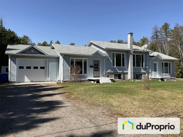 323, rue Racine-Sur-Le-Lac, Dolbeau-Mistassini à vendre