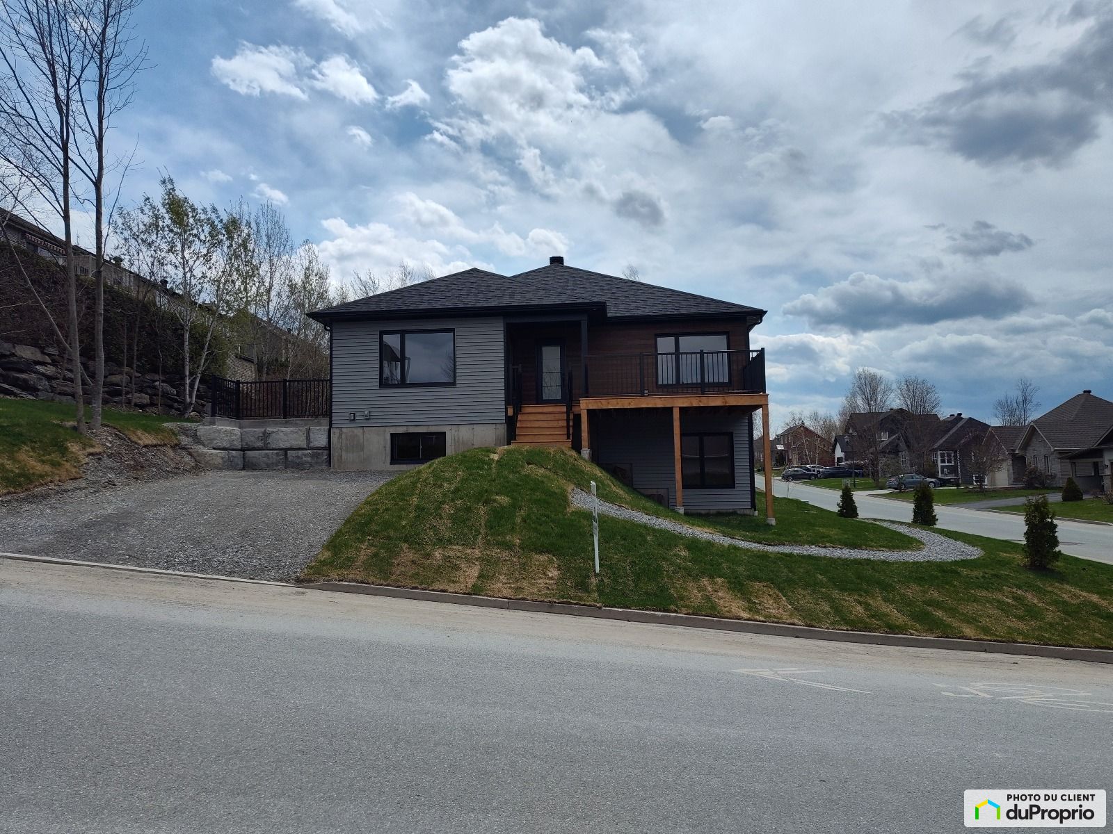 637 Rue Des Ancetres — photo 1