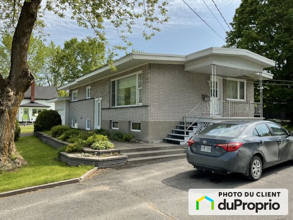 19 rue Saint-Jean, Danville for sale