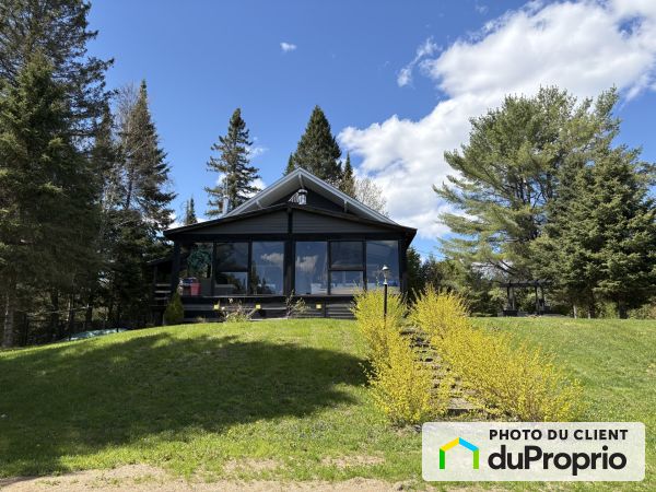 251, avenue du Val-d'espoir, Chertsey à vendre