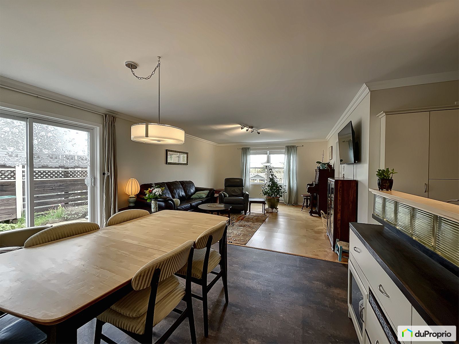 331 Rue Chenier — photo 2