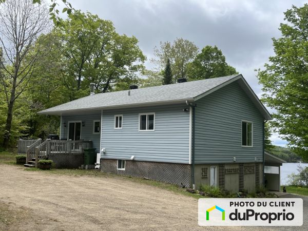 585, chemin du Lac-Deligny, Mandeville à vendre
