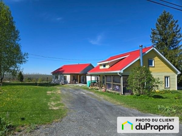42, chemin des Semeurs, St-Joseph-De-Ham-Sud à vendre