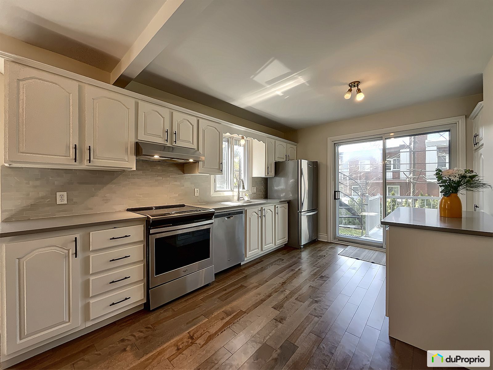 3240 3242 Rue Monsabre — photo 3