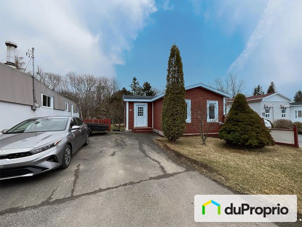 102 rue du Parc-de-l'Amitié, ND-Du-Portage for sale