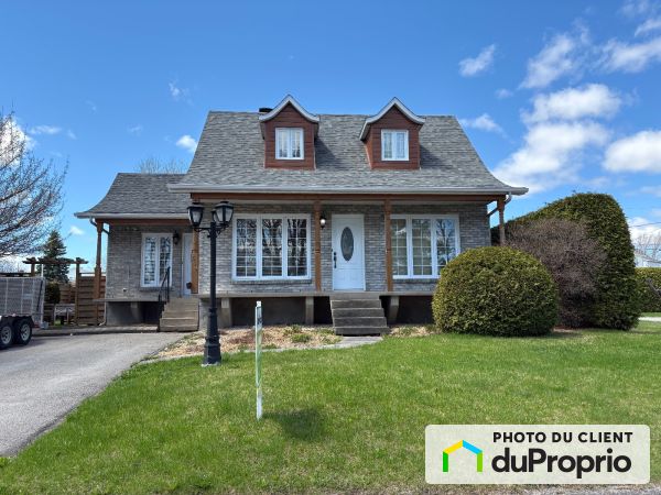 569, rue Lindsay, Roberval à vendre