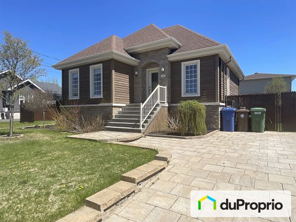1185, Avenue du Rhin, Alma à vendre