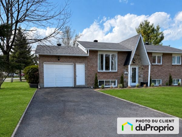 52 rue Bourbonnais, Coteau-Du-Lac for sale