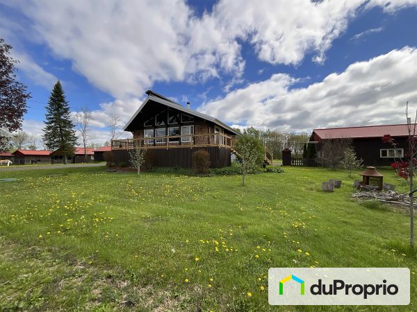 1495 avenue Taniata, St-Jean-Chrysostome for sale